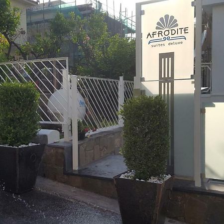 Afrodite Suites Deluxe อากรอโปลี ภายนอก รูปภาพ
