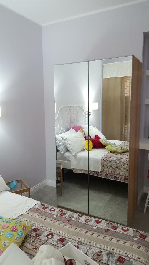 Afrodite Suites Deluxe อากรอโปลี ภายนอก รูปภาพ